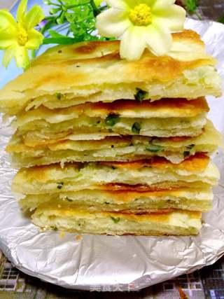 发面葱油饼的做法视频,一招学会香脆可口的家常发面葱油饼制作